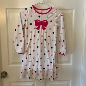 Carters girl’s nightgown